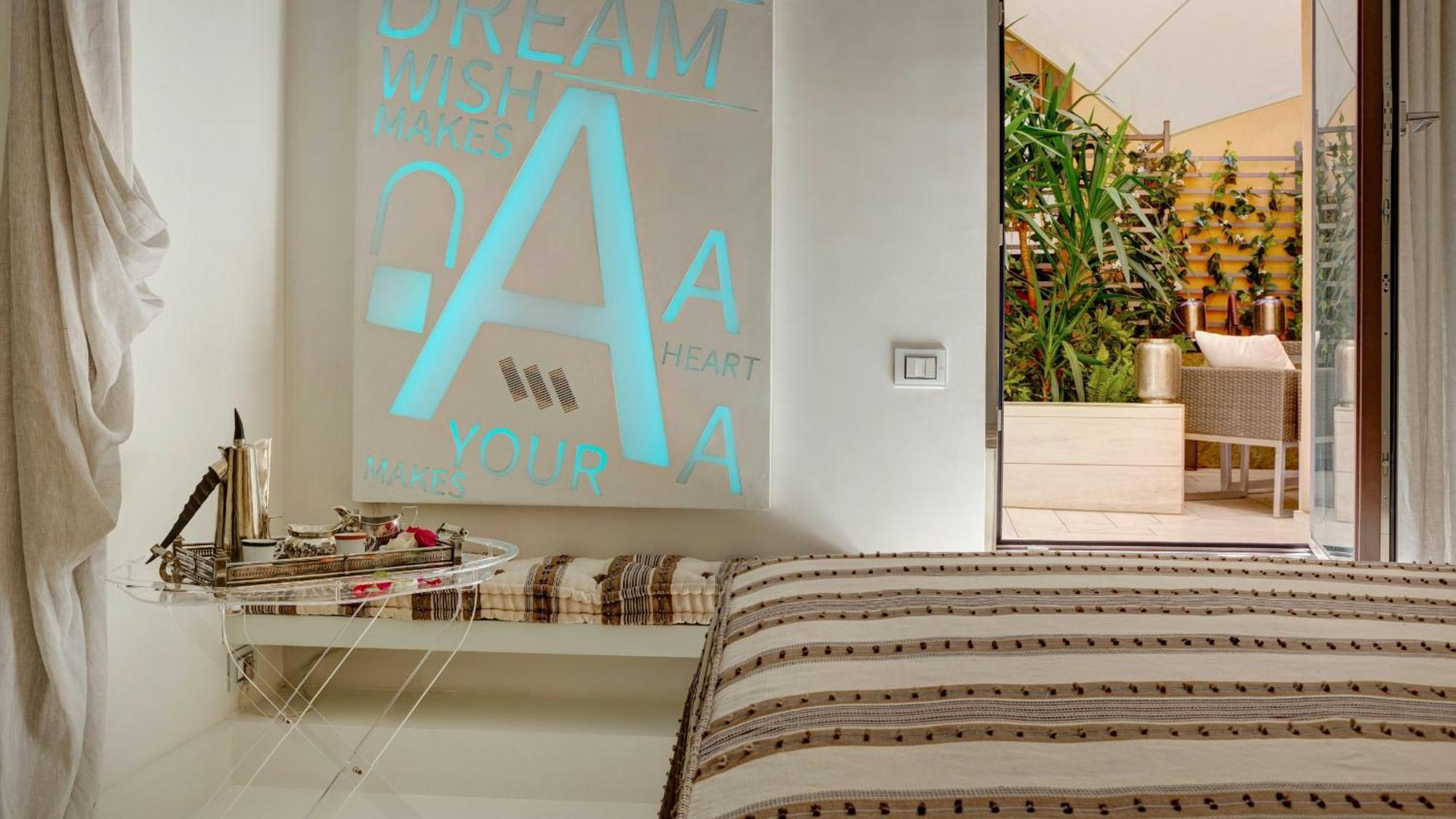 Domus Domitia Luxury Living Rom